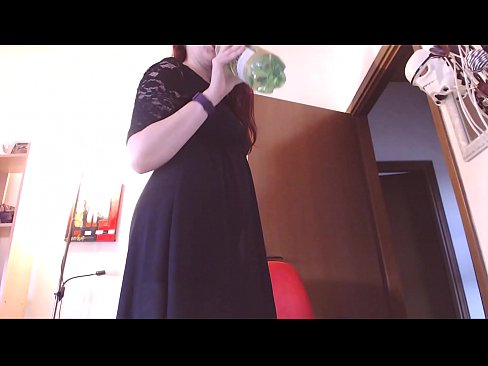 ❤️ Een onderdanige slaaf die houdt van vieze en weelderige slipjes wordt gedwongen te masturberen na het bekijken van deze video! ❌ Russian porno at nl.valeshop.top